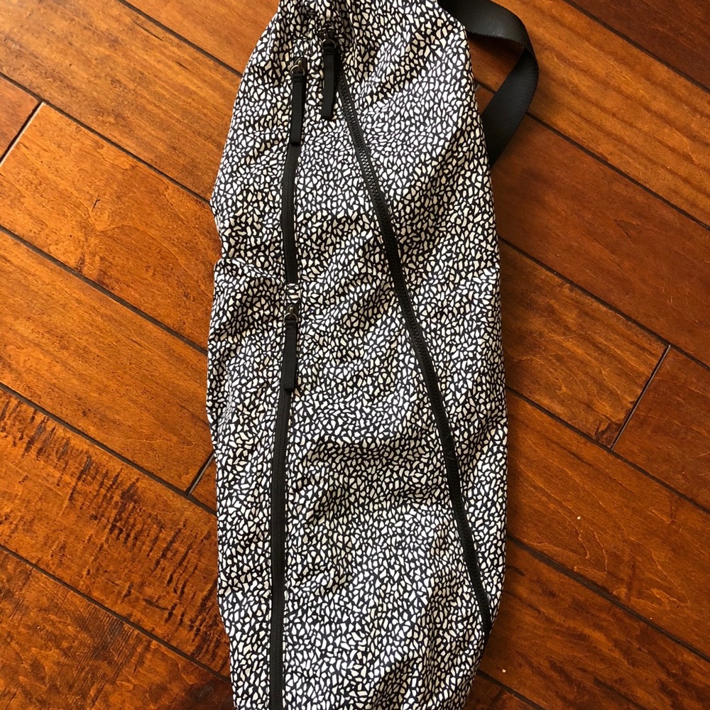 lululemon yoga bag